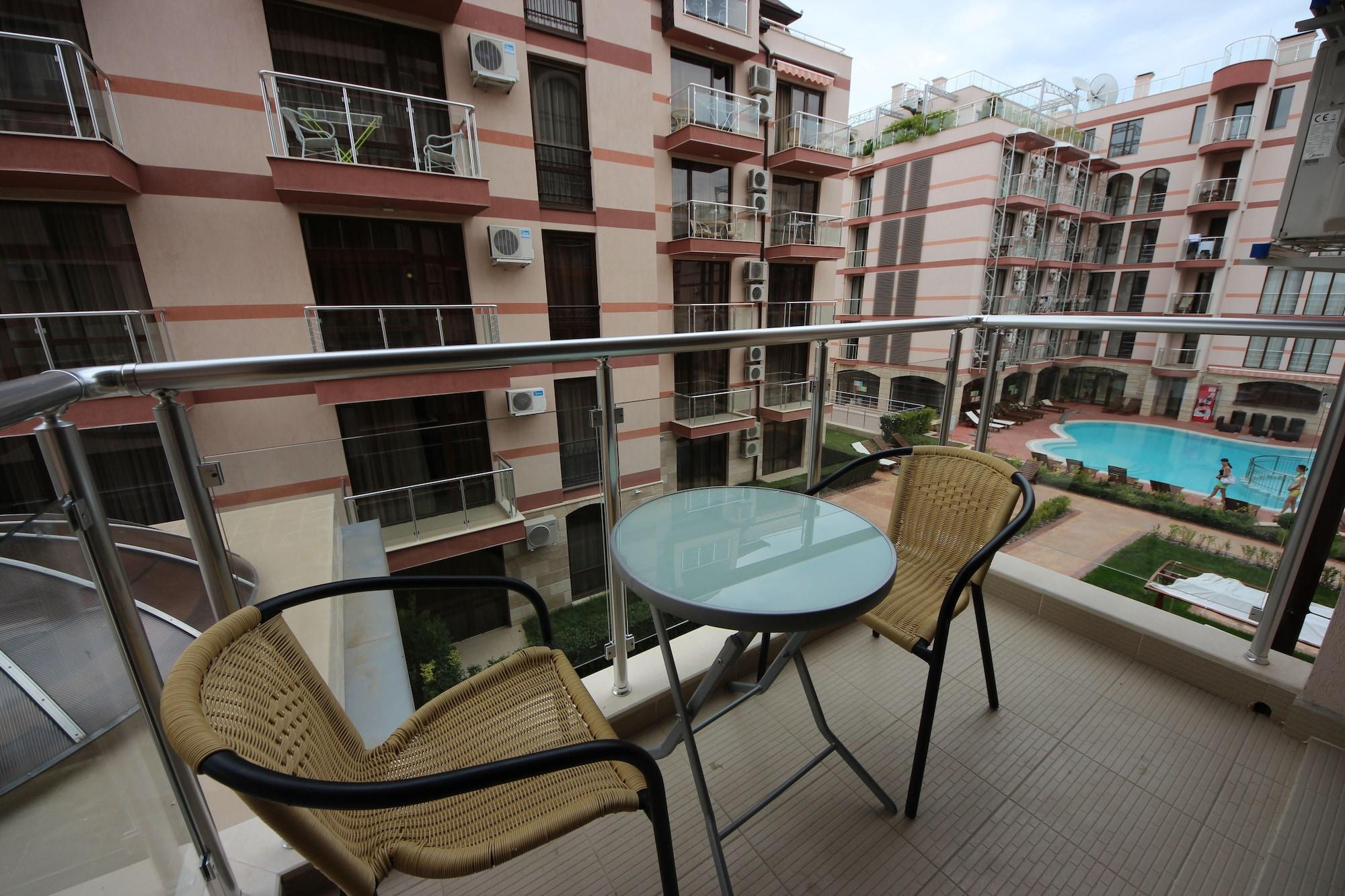 Menada Tarsis Apartments 阳光海滩 外观 照片
