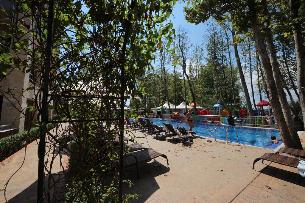 Menada Tarsis Apartments 阳光海滩 外观 照片