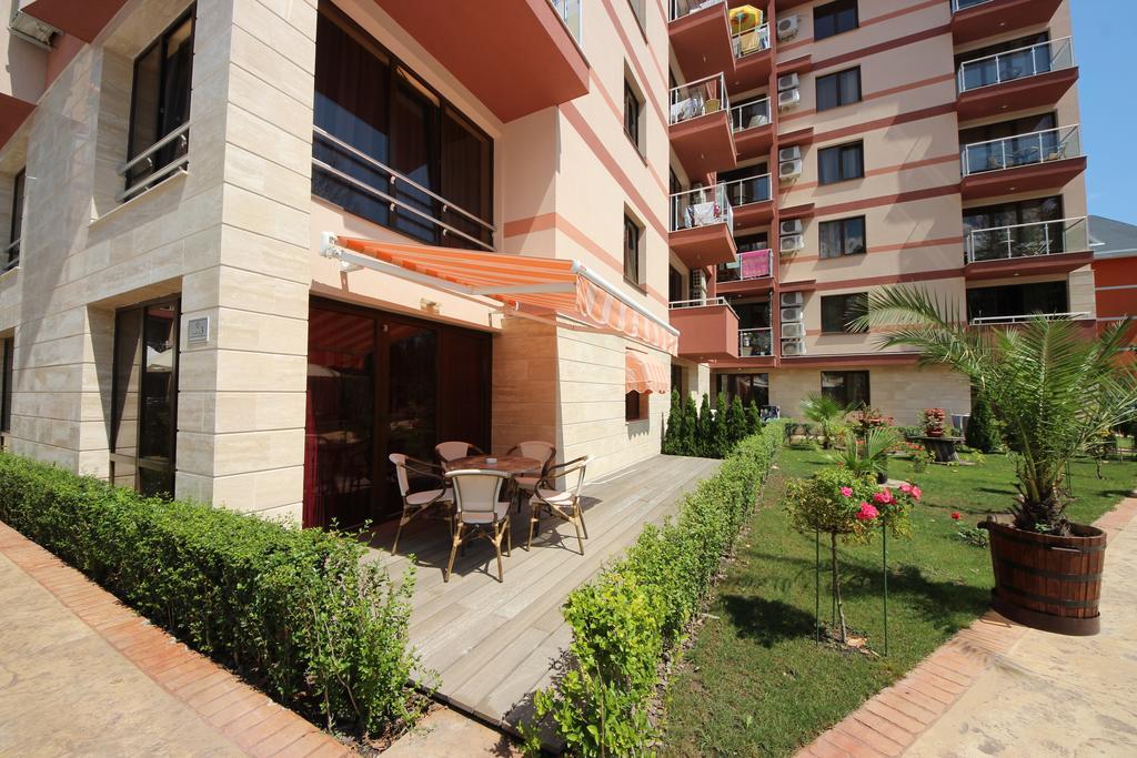 Menada Tarsis Apartments 阳光海滩 外观 照片