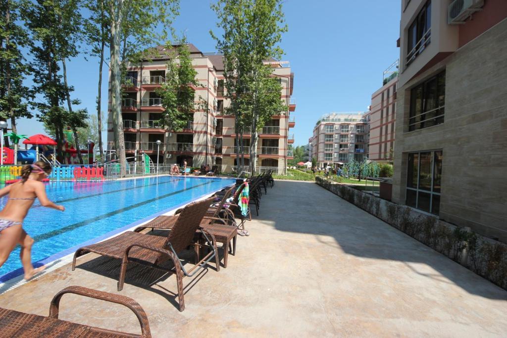Menada Tarsis Apartments 阳光海滩 外观 照片