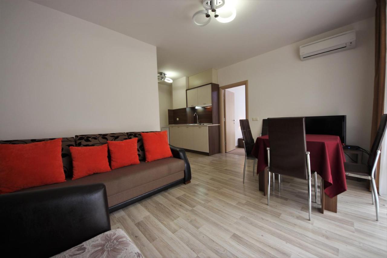 Menada Tarsis Apartments 阳光海滩 客房 照片