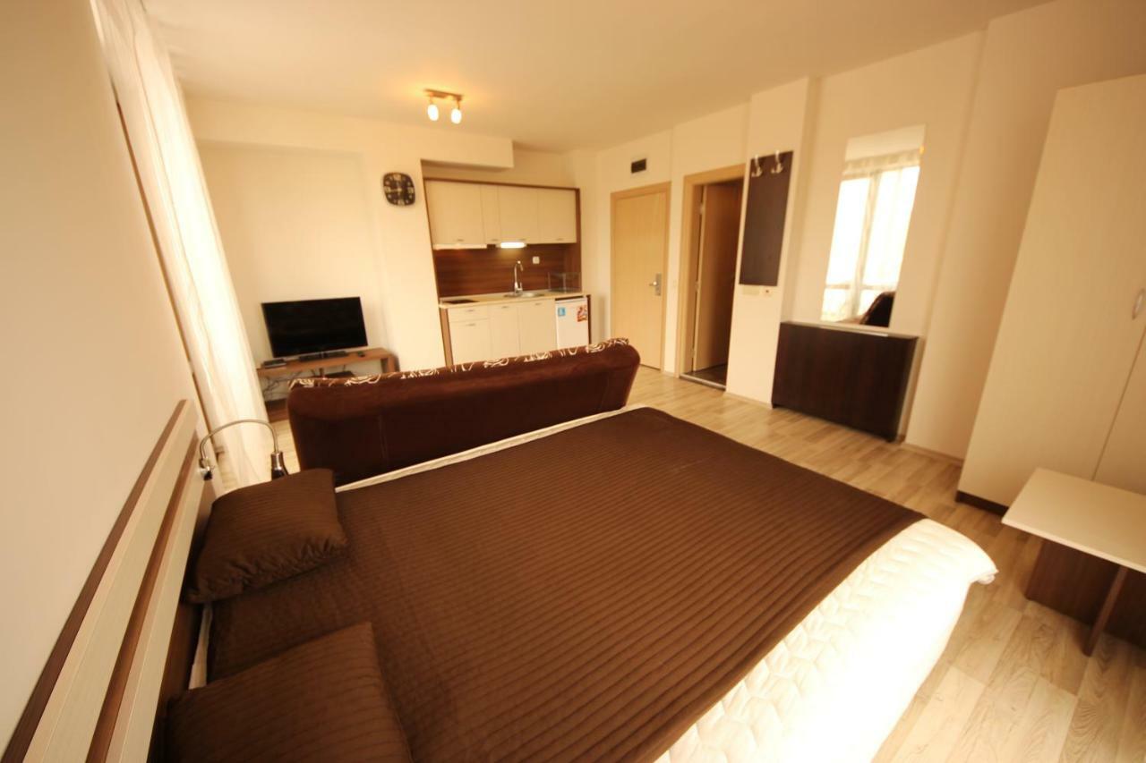 Menada Tarsis Apartments 阳光海滩 客房 照片