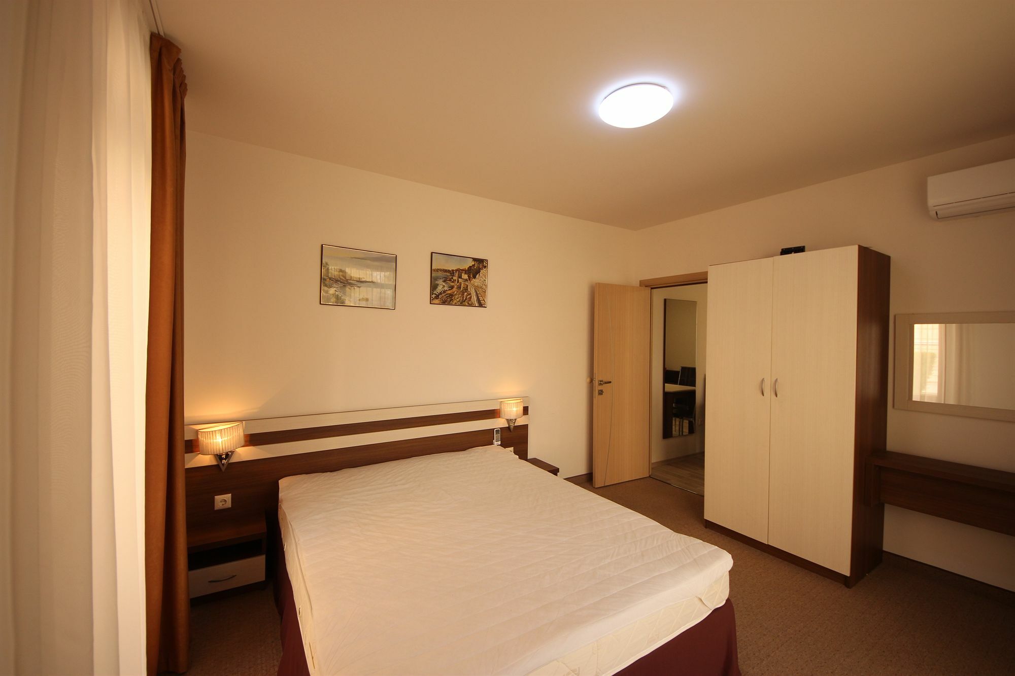 Menada Tarsis Apartments 阳光海滩 外观 照片
