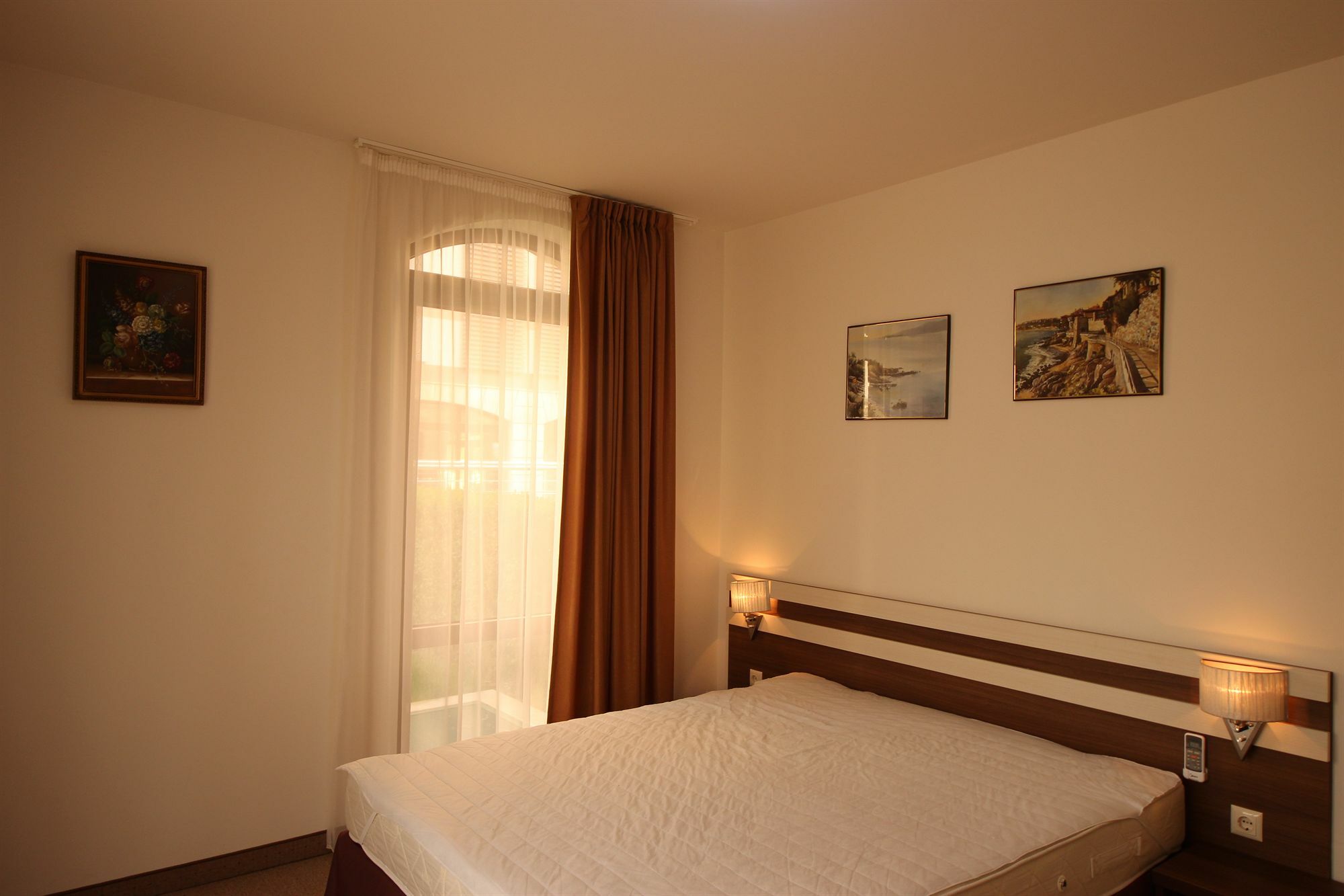 Menada Tarsis Apartments 阳光海滩 外观 照片