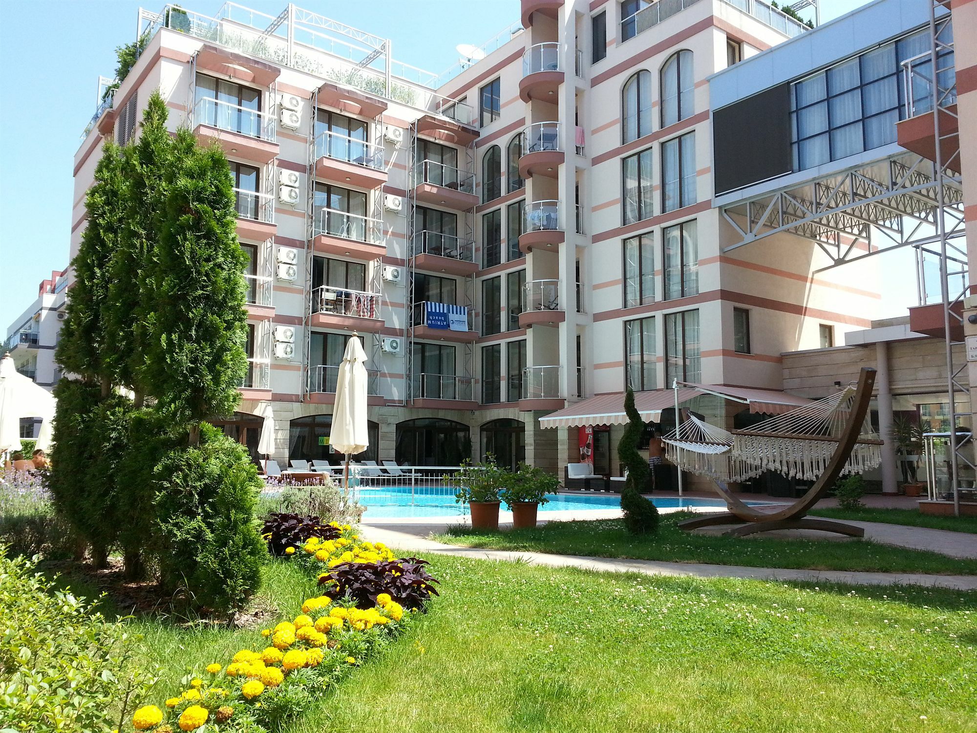 Menada Tarsis Apartments 阳光海滩 外观 照片