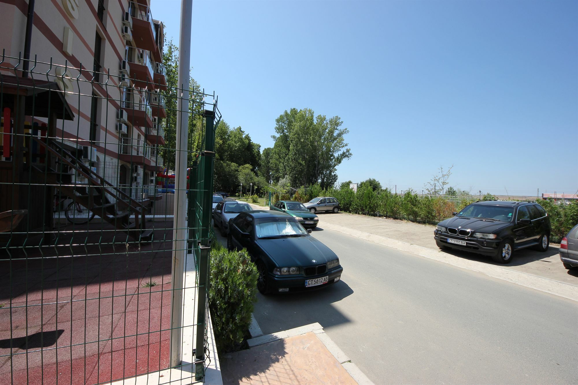 Menada Tarsis Apartments 阳光海滩 外观 照片