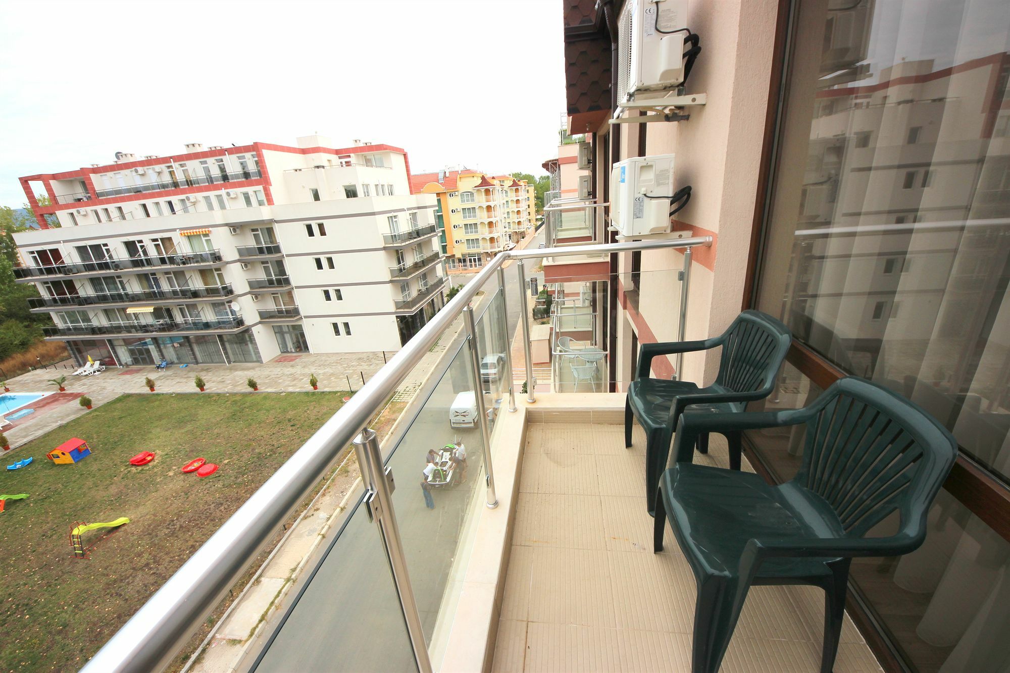Menada Tarsis Apartments 阳光海滩 外观 照片